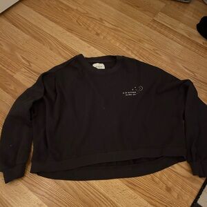 Cotton on size large cropped crewneck
